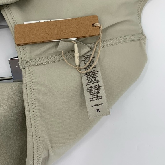 Skims faux leather bra top bralette scoop neck cropped tan taupe new X-Large XL - Picture 3 of 3